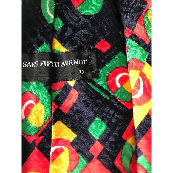 Vintage Men’s Saks Fifth Avenue Abstract Tie Black Red Green Yellow Geometric Pa - Picture 5 of 6